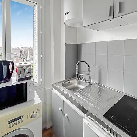 Apartment Studio Cosy Renove, Proche Metro & Stade De France Aubervilliers